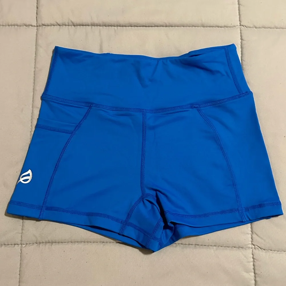 P’tula Shorts - Picture 1 of 2